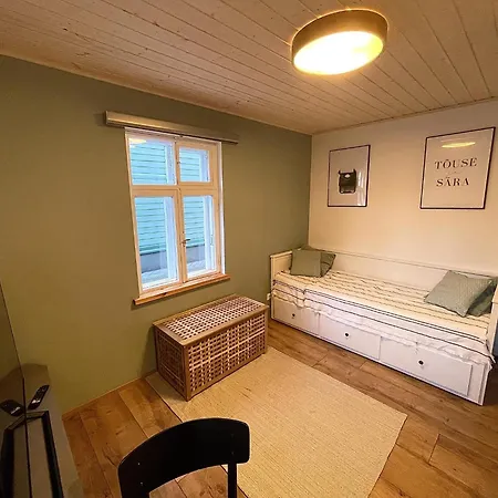 Apartment Charming Flat In A Unique Wooden Building Neighbourhood In Downtown