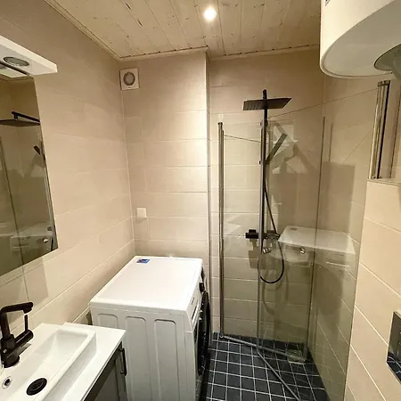 Lejlighed Charming Flat In A Unique Wooden Building Neighbourhood In Downtown