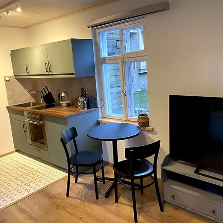 Charming Flat In A Unique Wooden Building Neighbourhood In Downtown * Tallinn